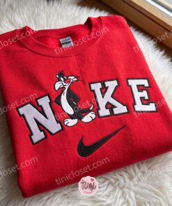 Sylvester the Cat Embroidered Hoodie, Looney Tunes and Merrie Melodies Characters Embroidered Shirt, Galentine Gift Ideas (1)