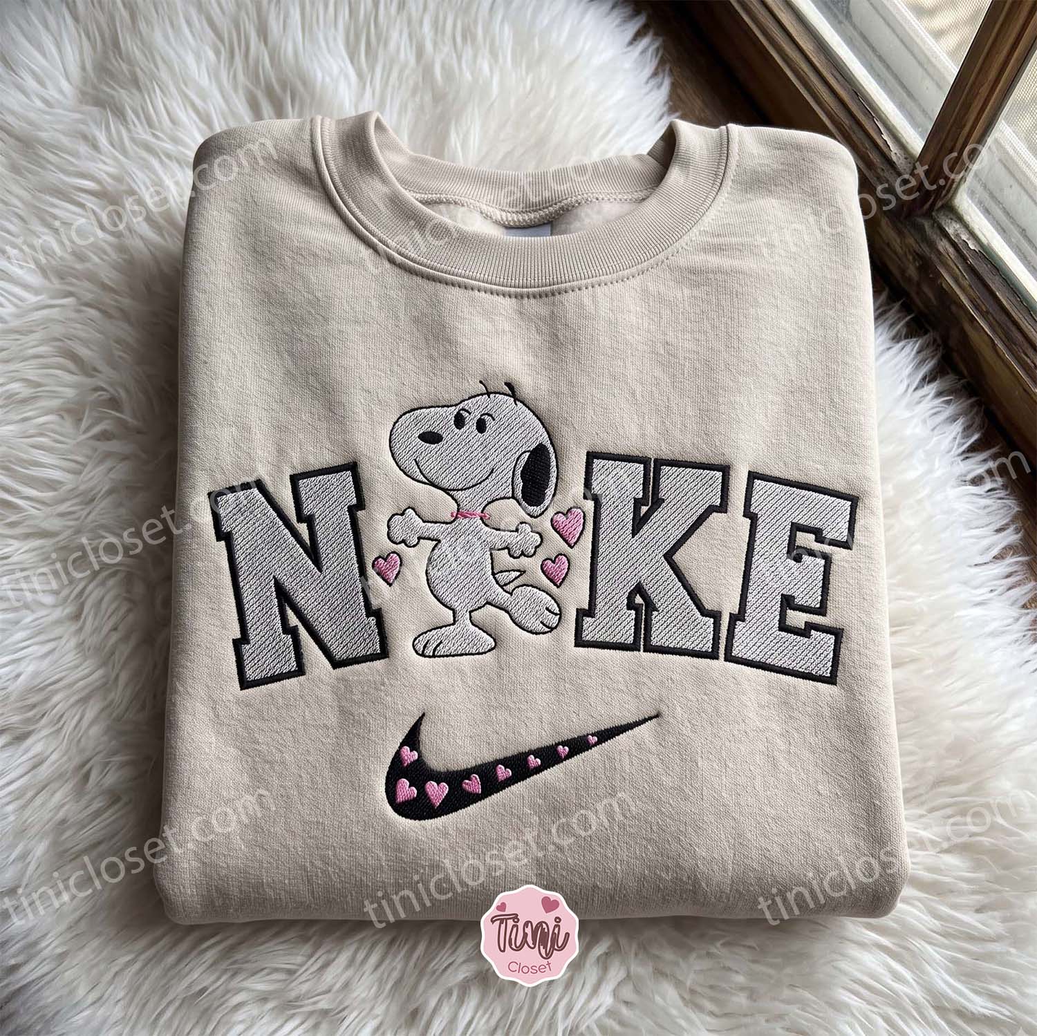Snoopy Love Heart Embroidered Sweatshirt, The Peanuts Cartoon Embroidered Hoodie, Matching Couples Shirts Snoopy Love Heart Embroidered Sweatshirt, The Peanuts Cartoon Embroidered Hoodie, Matching Couples Shirts
