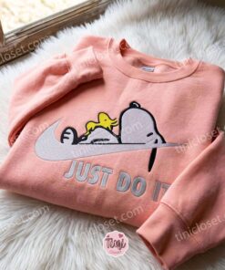 Snoopy And Woodstock Just Do It Embroidered Sweatshirt, Just Because Gift For Him, Cozy Gifts For Girlfriend 1 Snoopy And Woodstock Just Do It Embroidered Sweatshirt, Just Because Gift For Him, Cozy Gifts For Girlfriend (3)