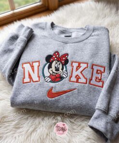 Minnie Mouse Embroidered Crewneck, Disney Characters Embroidered Shirt, The Perfect Cozy Gifts For Girlfriend 2 Minnie Mouse Embroidered Crewneck, Disney Characters Embroidered Shirt, The Perfect Cozy Gifts For Girlfriend (3)