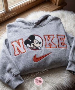 Mickey Mouse Embroidered Crewneck, Disney Characters Embroidered Shirt, The Perfect Cozy Gifts For Boyfriend (2)