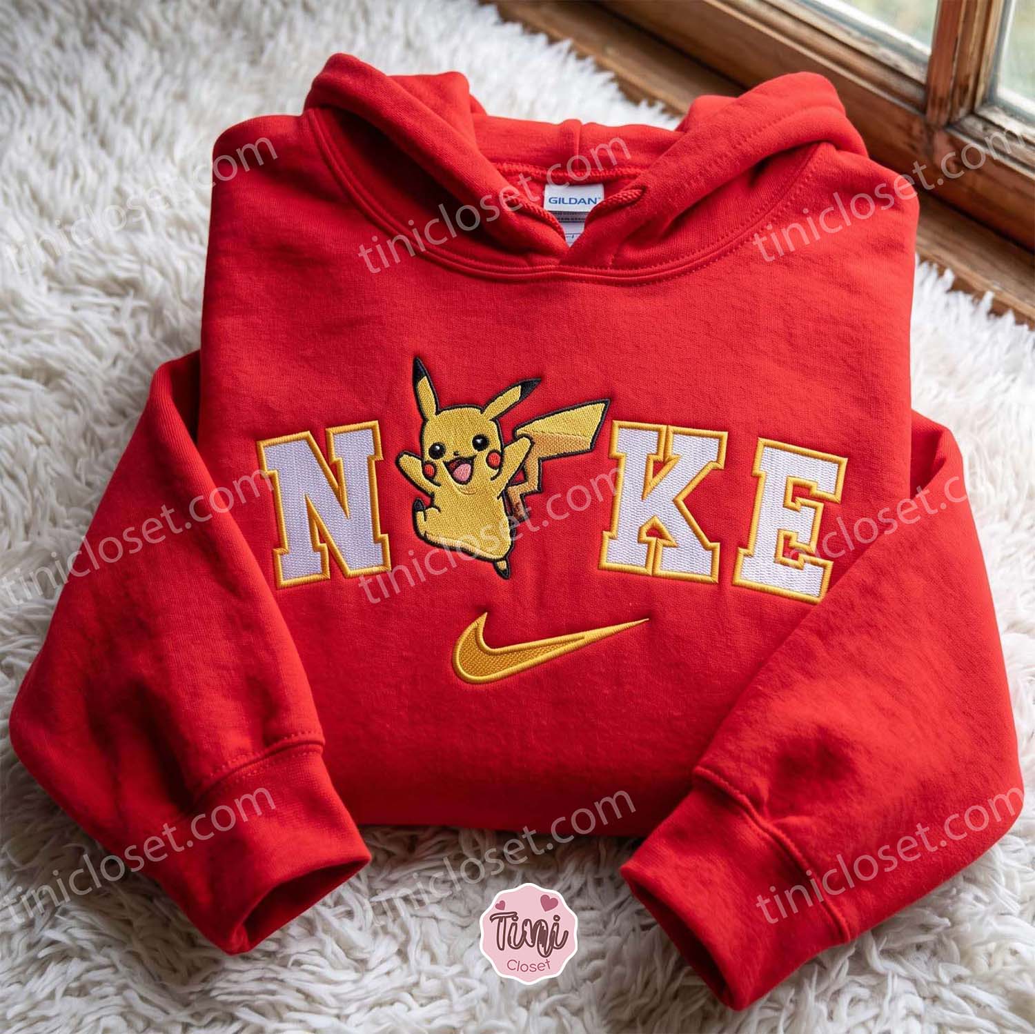 Happy Pikachu Embroidered T-shirt, Anime Embroidered Crewneck, Cozy Gifts For Family