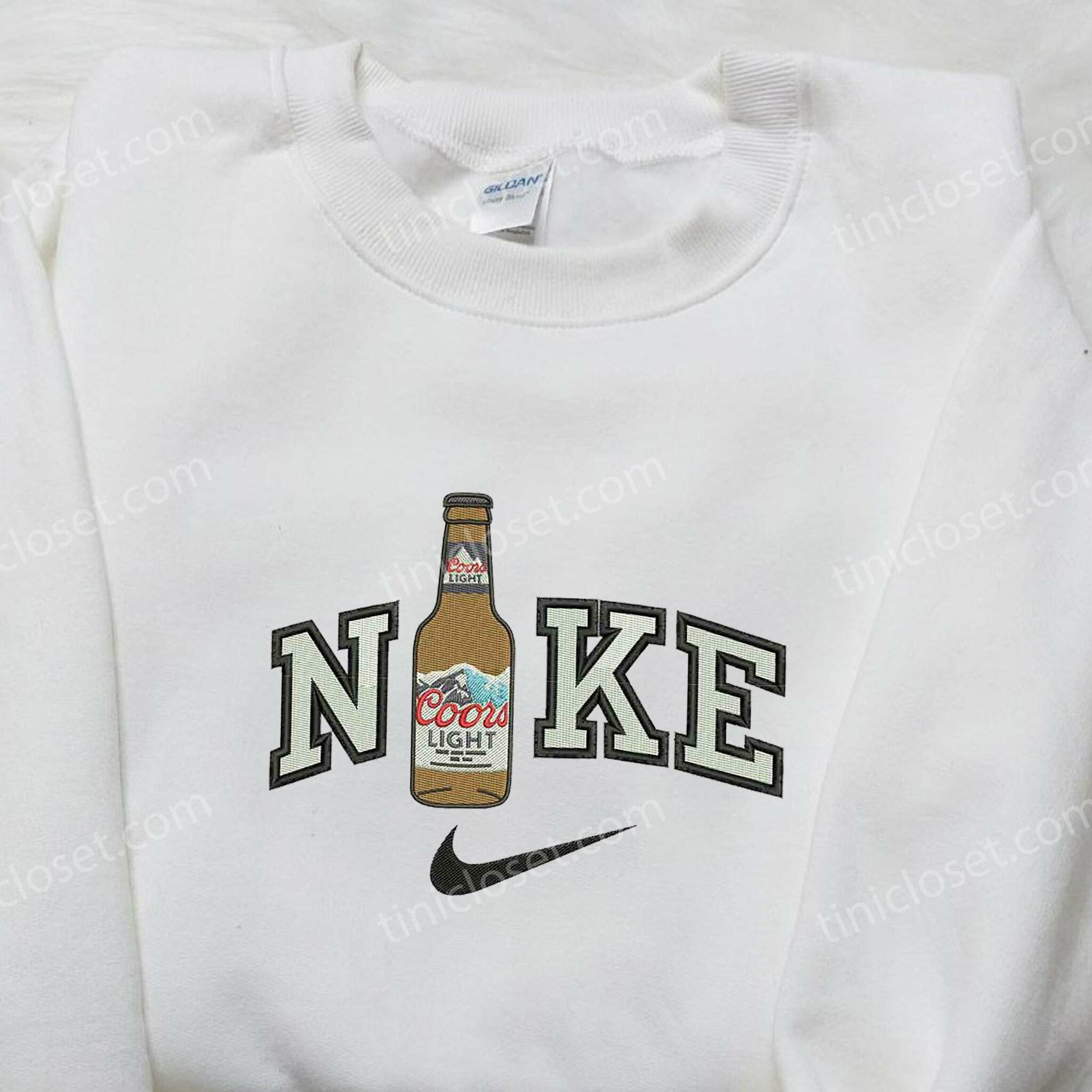 embroidered nike sweatshirt