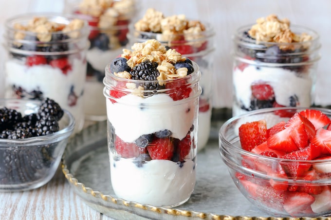 Greek yogurt parfait